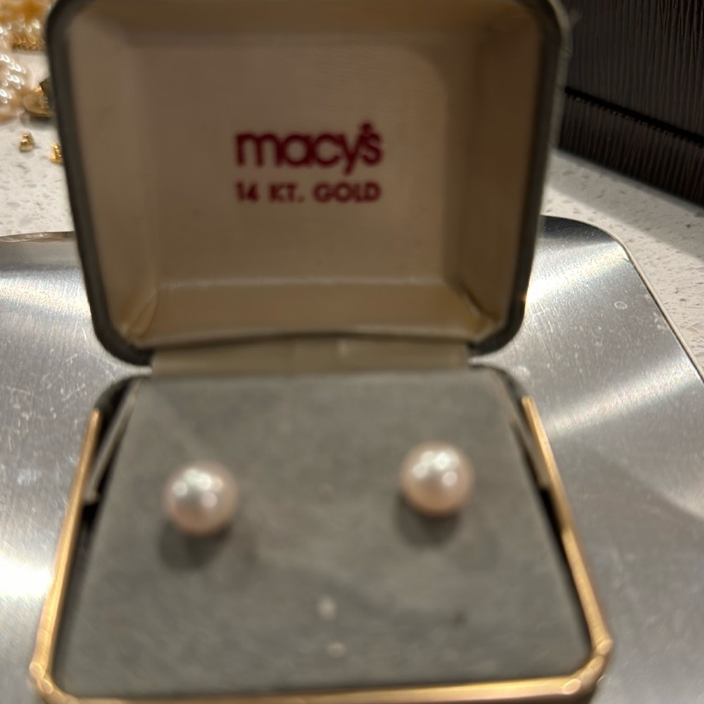 Pearl earrings